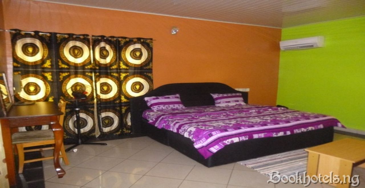 Kesandra Hotel And Suites