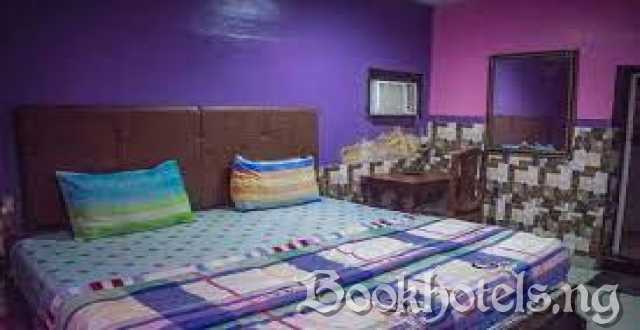 Kosmic Suites