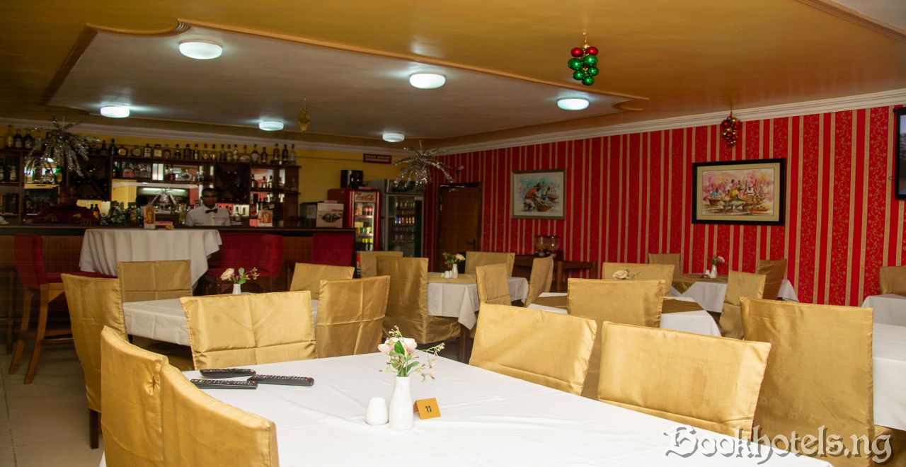 La Playa Suites