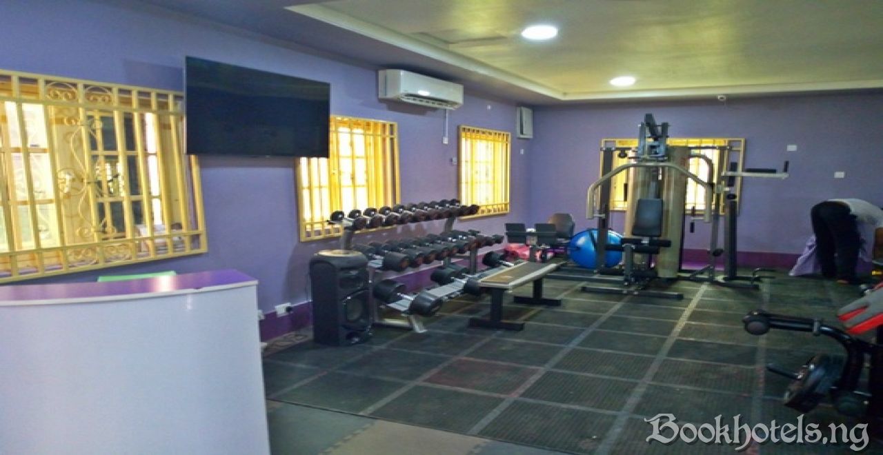 Lavender Spa And Suites