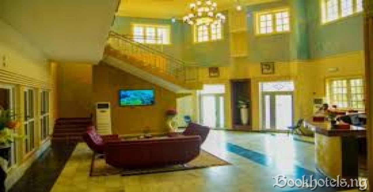 Lesham Continental Hotel