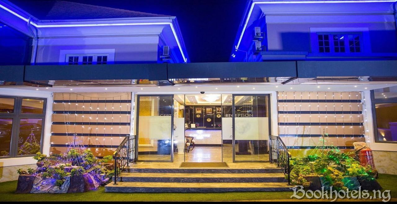 Lion Luxury Suites