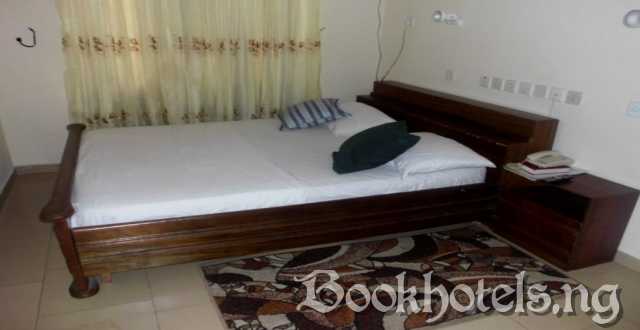 Liz Ani Hotels