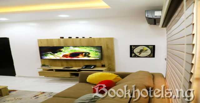 Lotus Executive Suite