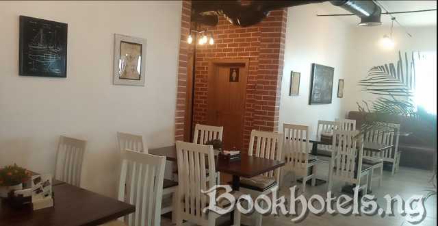 Maitama Guest House AIA