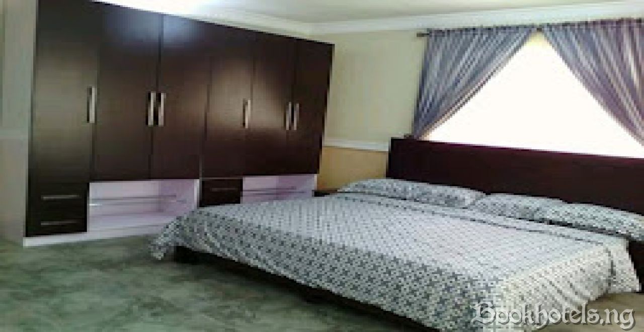 Marble Hills Hotel