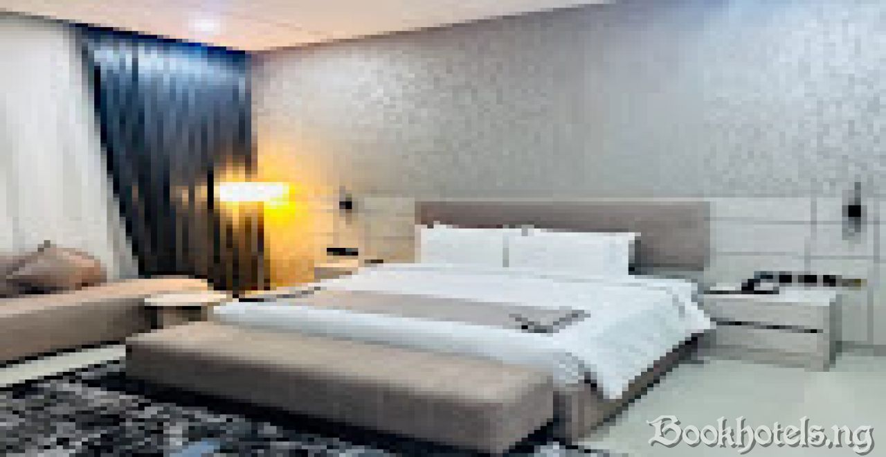 Milanee Hotel and Suites