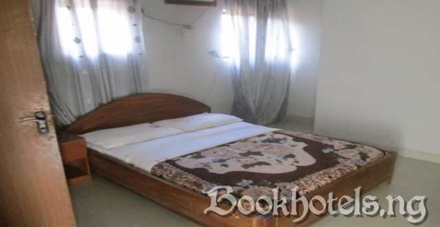 Omegah Hotel