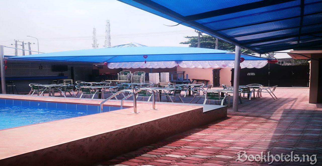 One Nation Garden Hotel And Suites