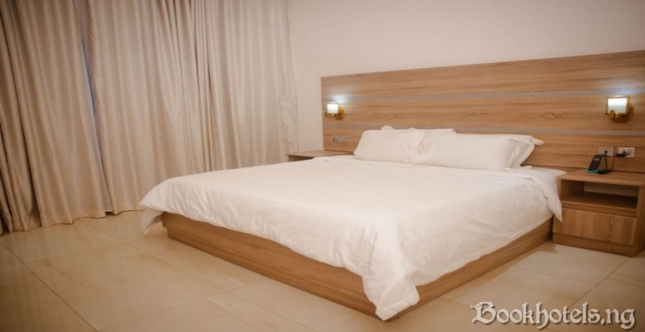 Oti Hotel 