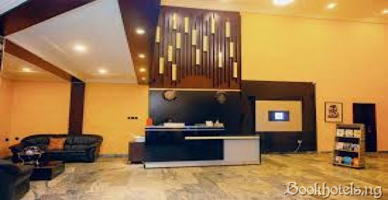 Ovic Hotel