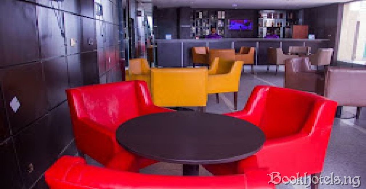 Paris Suites