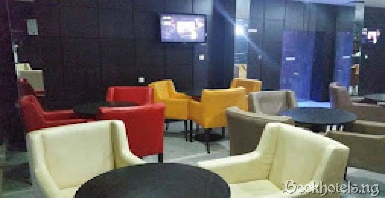 Paris Suites