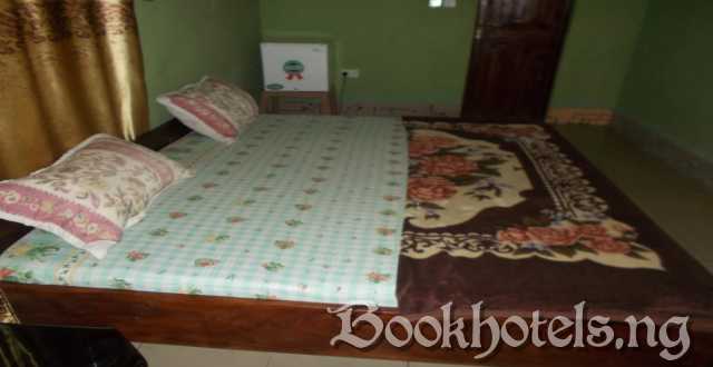 Pounix Farm And Lodges