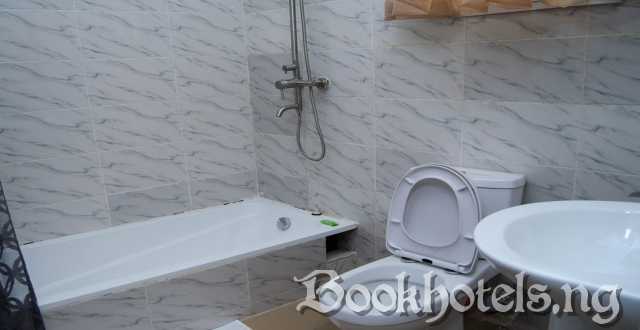 Residency Hotel Utako