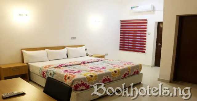 Roses Regency Hotel and Suites