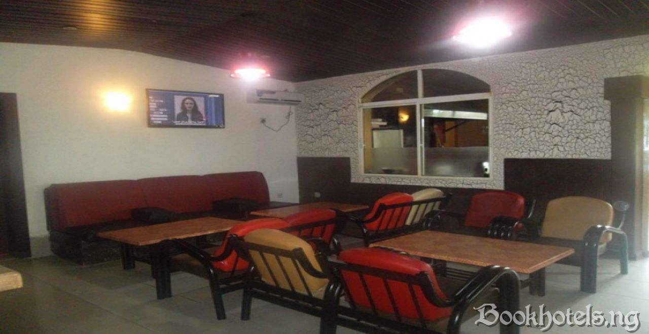 Royal Residence Hotel