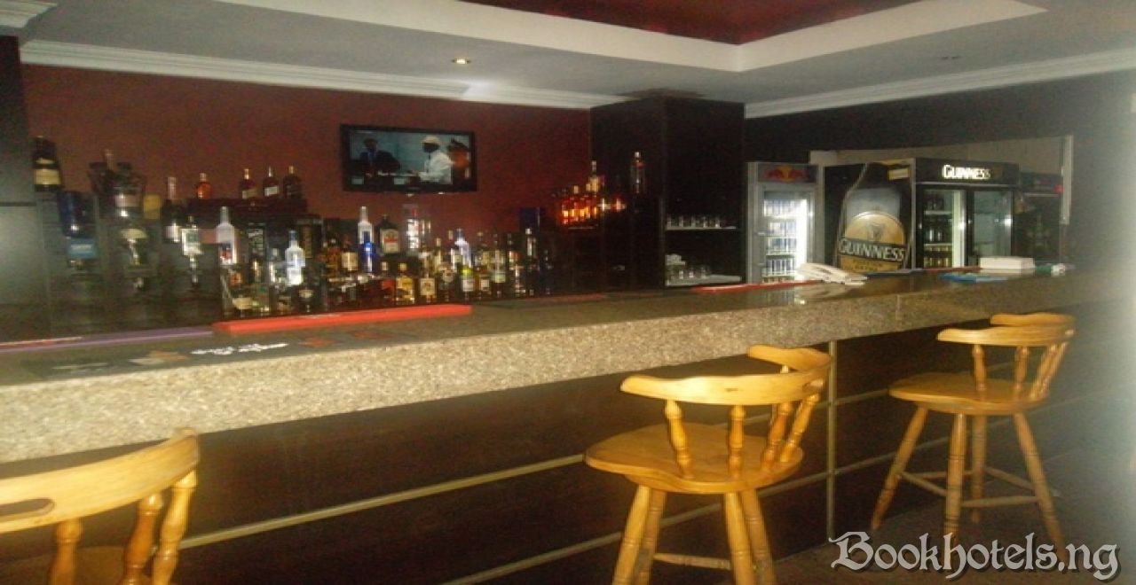 Royal Residence Hotel
