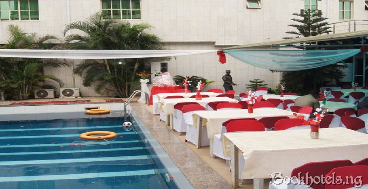 Royal View Hotel And Suites