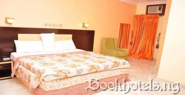 Sarank Garden Hotel