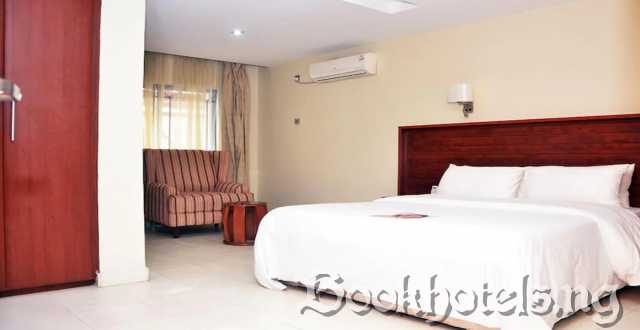 Sharon Ultimate Hotel