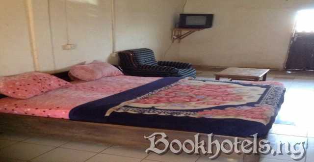 Shindna Guest House