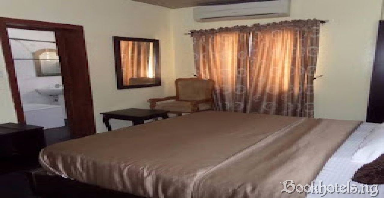 Silver Grandeur Hotel
