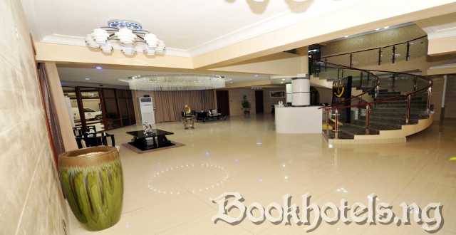 Soprom Suites