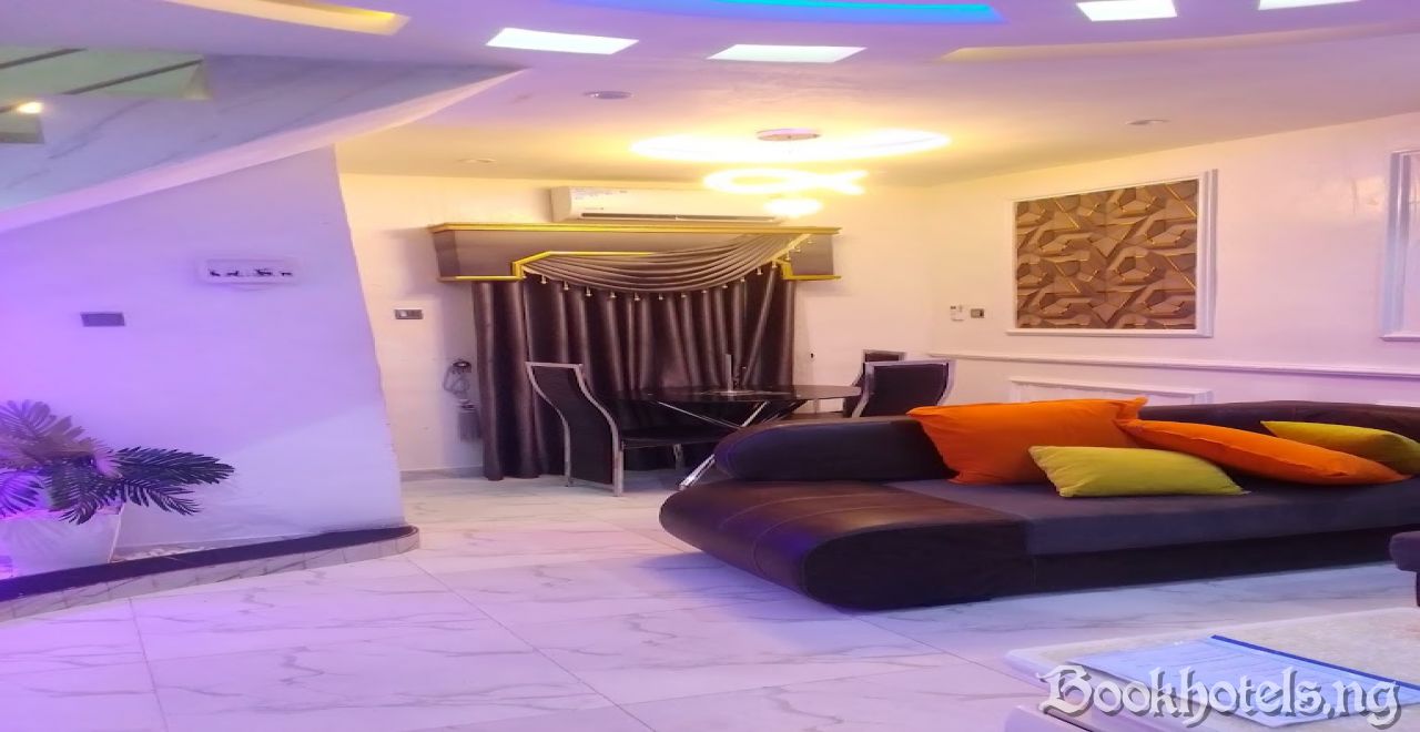 Spikes Apartment