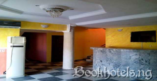 Topgan International Hotel