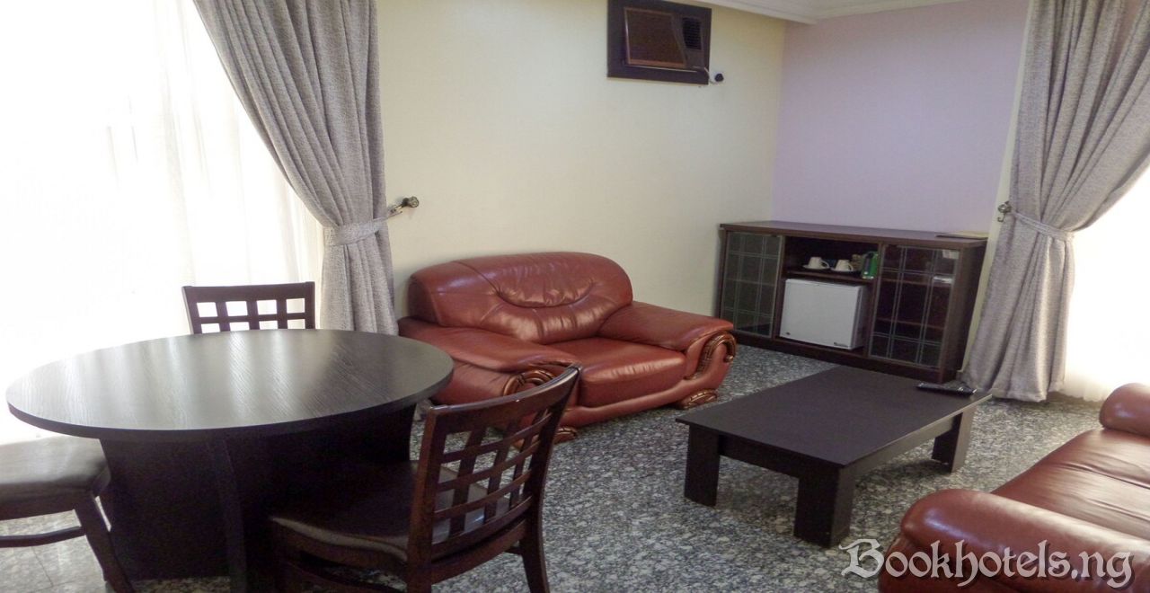 Ville Regent Hotel