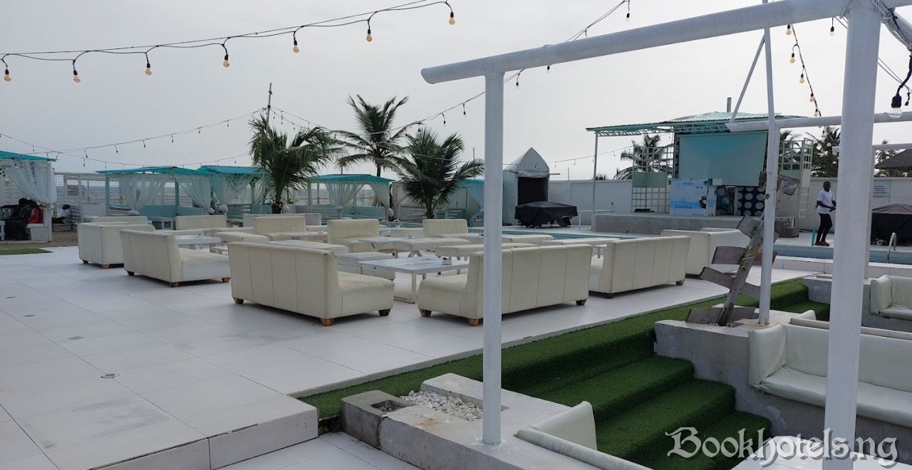 White Deck Beach Resort