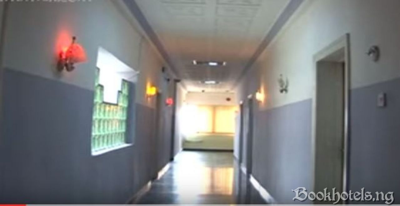 White Leaf Hotel