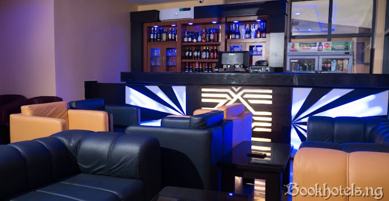 Iris Gold suites