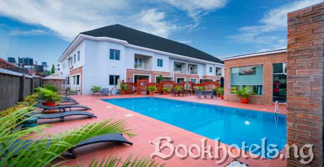 D Stolz Villa And Hospitality