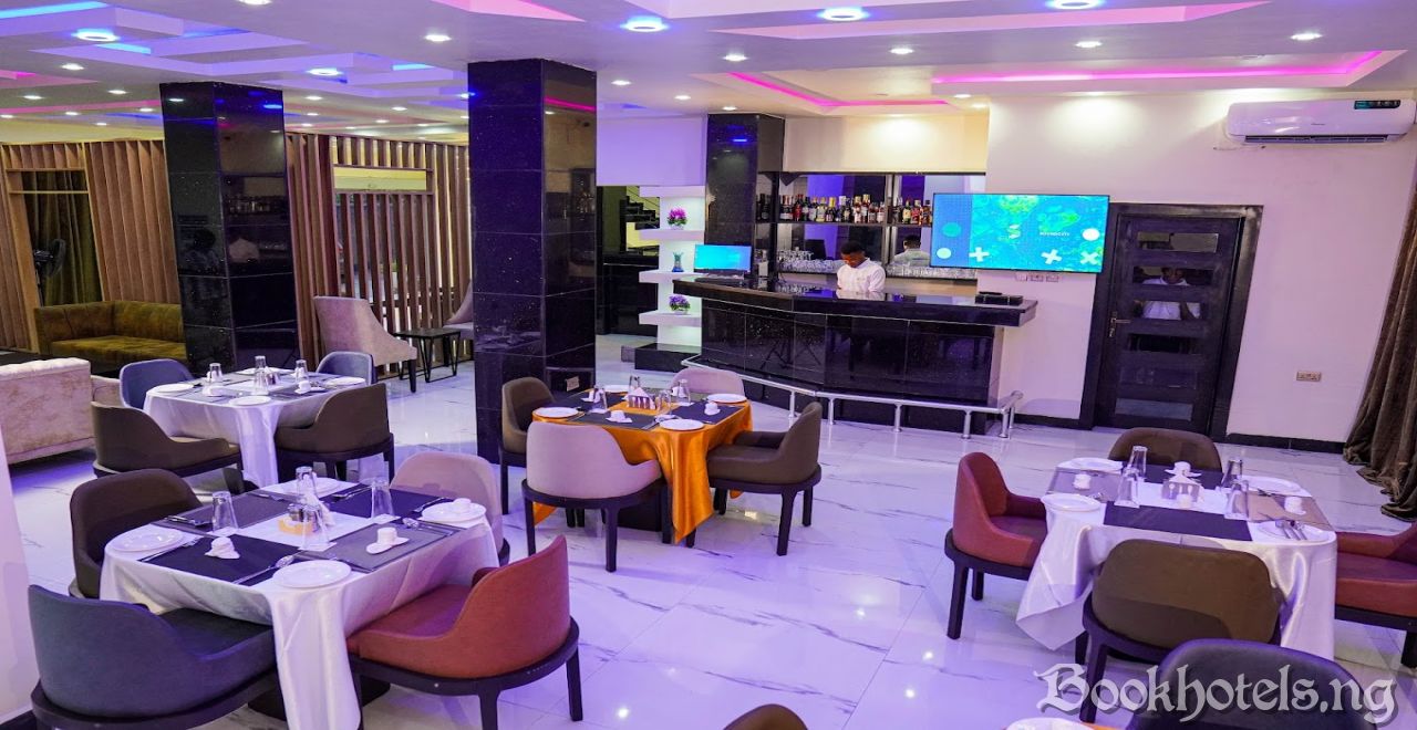 Hotel Romeneo