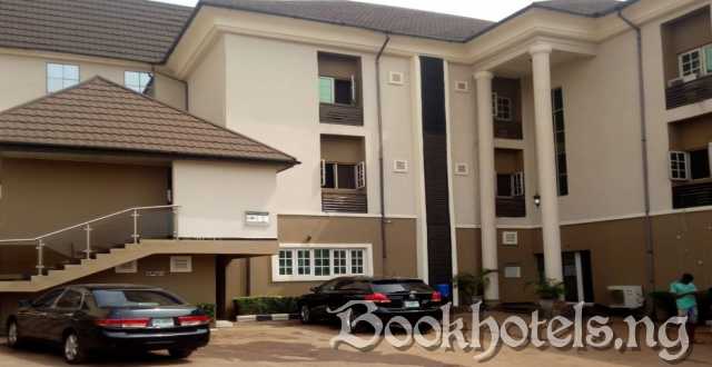 Ritz Carinton Hotel And Suites