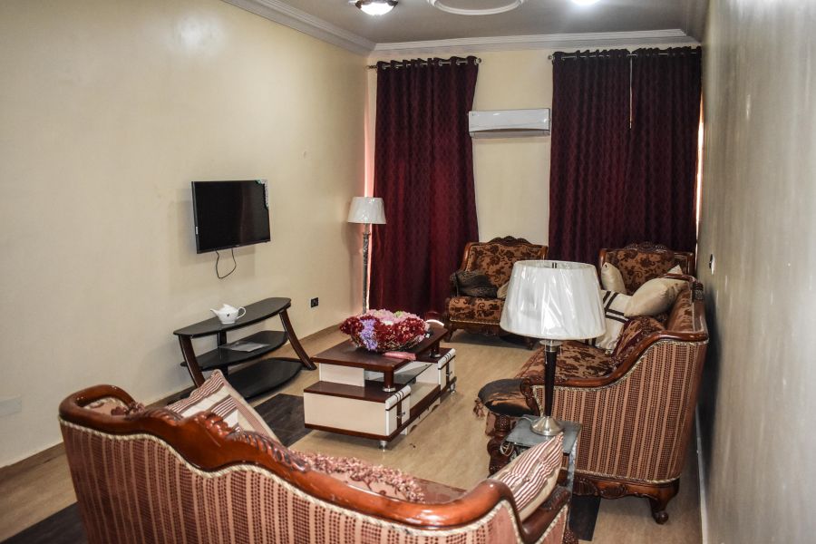LUXURY SUITE