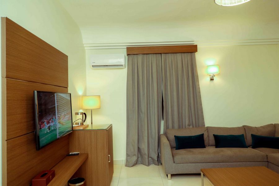 SUITE