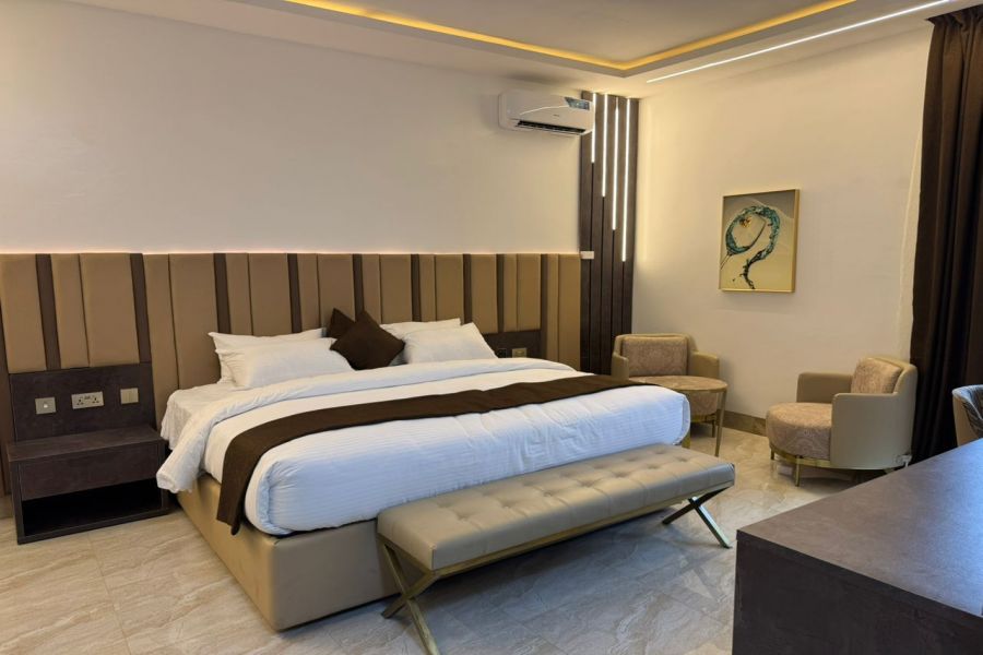LUNAR BUSINESS SUITE