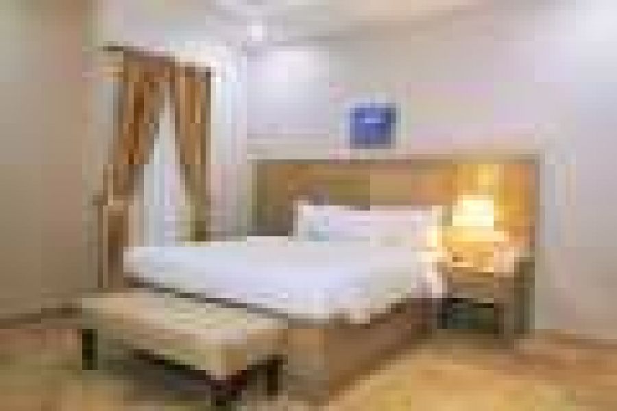 GRAND SUITE
