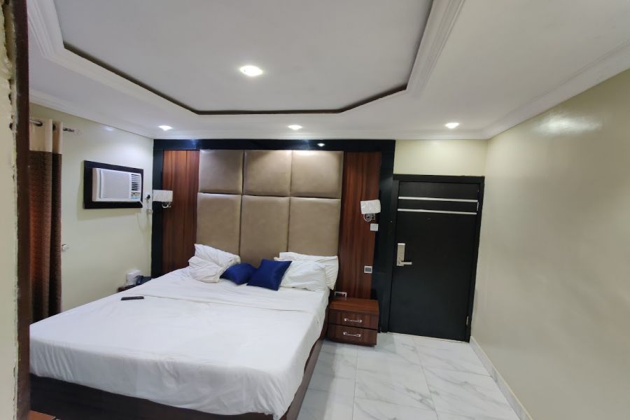 SINGLE ROOM 2