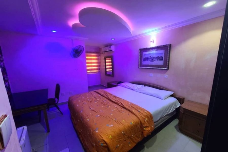 STANDARD ROOM