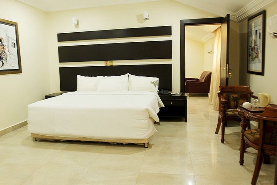 STANDARD ROOM