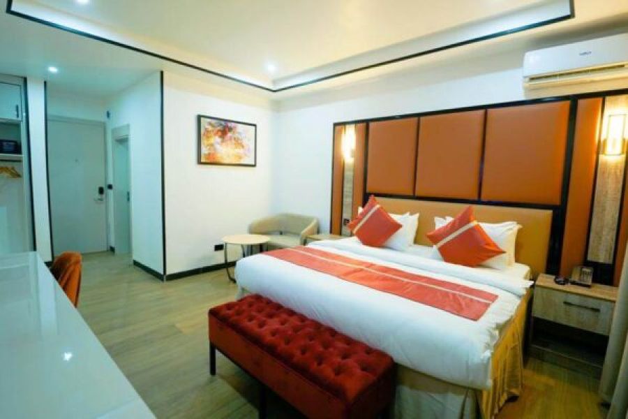 SUPERIOR ROOM 