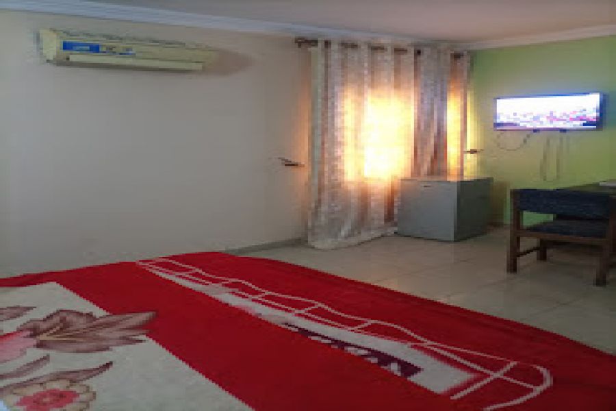 STANDARD ROOM 