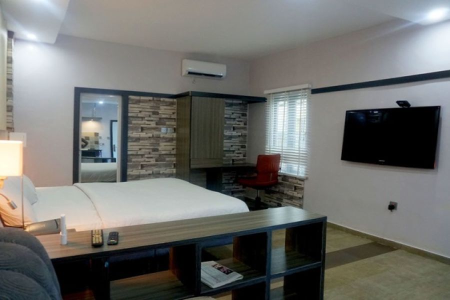 SUPERIOR STUDIO APARTMENT