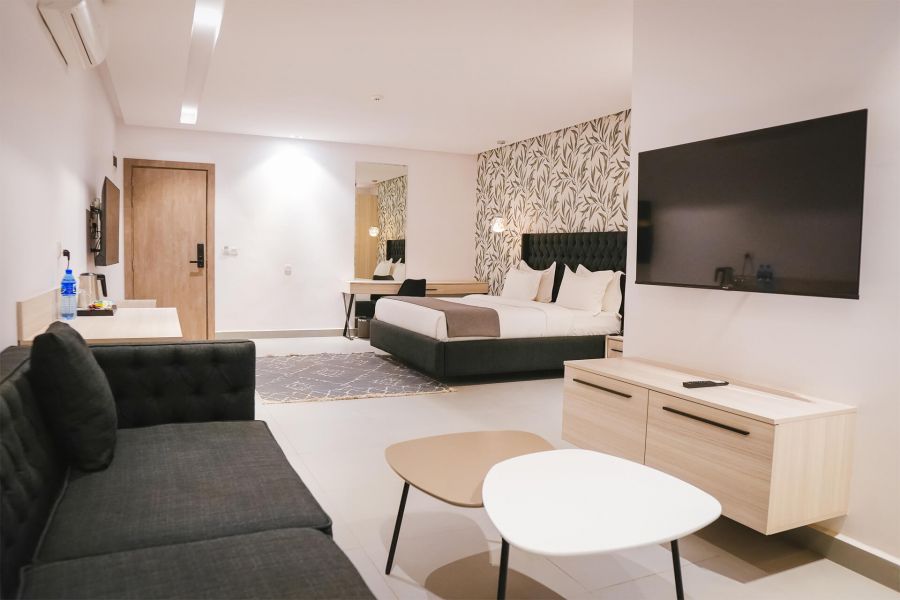 LUXURY SUITE