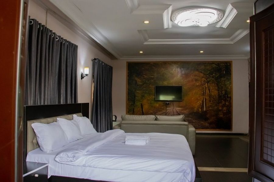 STANDARD ROOM
