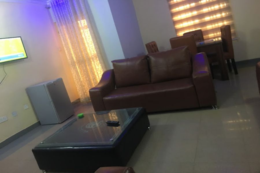 SUITES